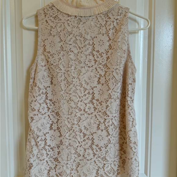 Lace sleeveless top - Picture 3 of 3